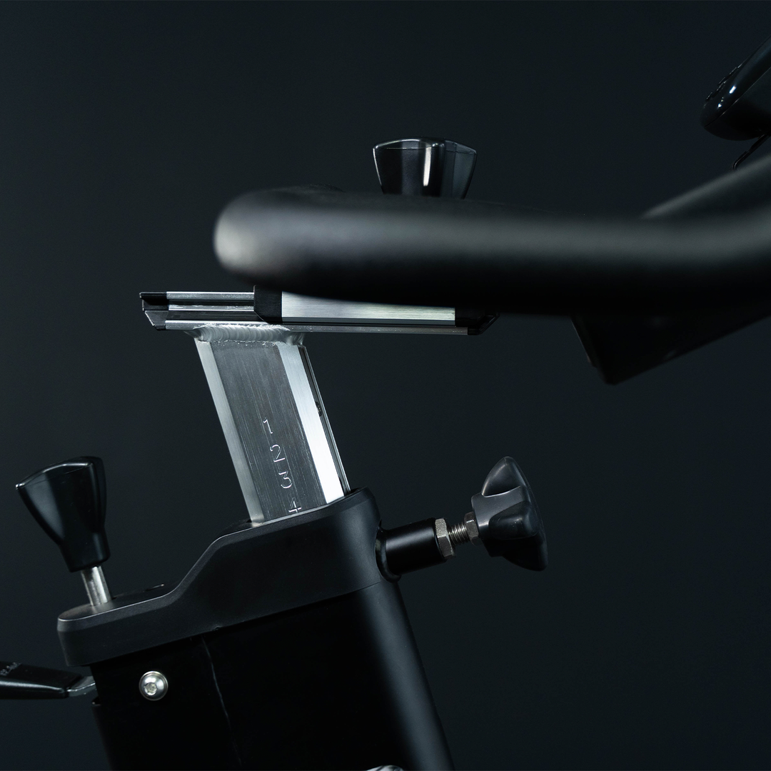 Vélo d'exercice professionnel R-22