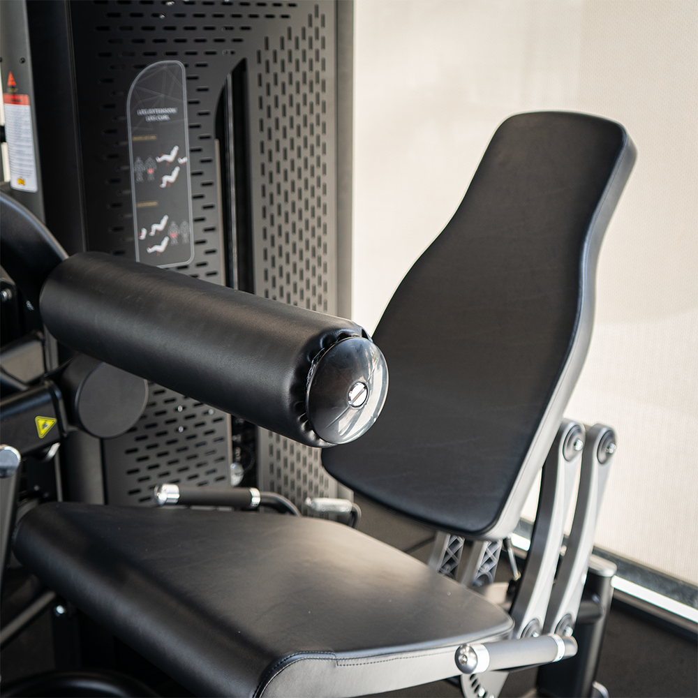 Leg Extension and Leg Curl | Dual selectorized machine - Pro Series