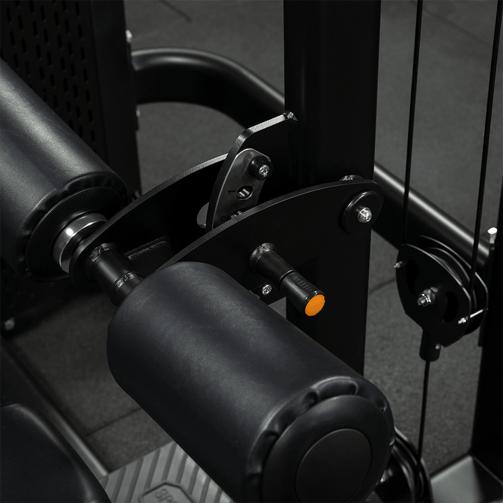 SE-28731-jalon-al-pecho-asiento-altura